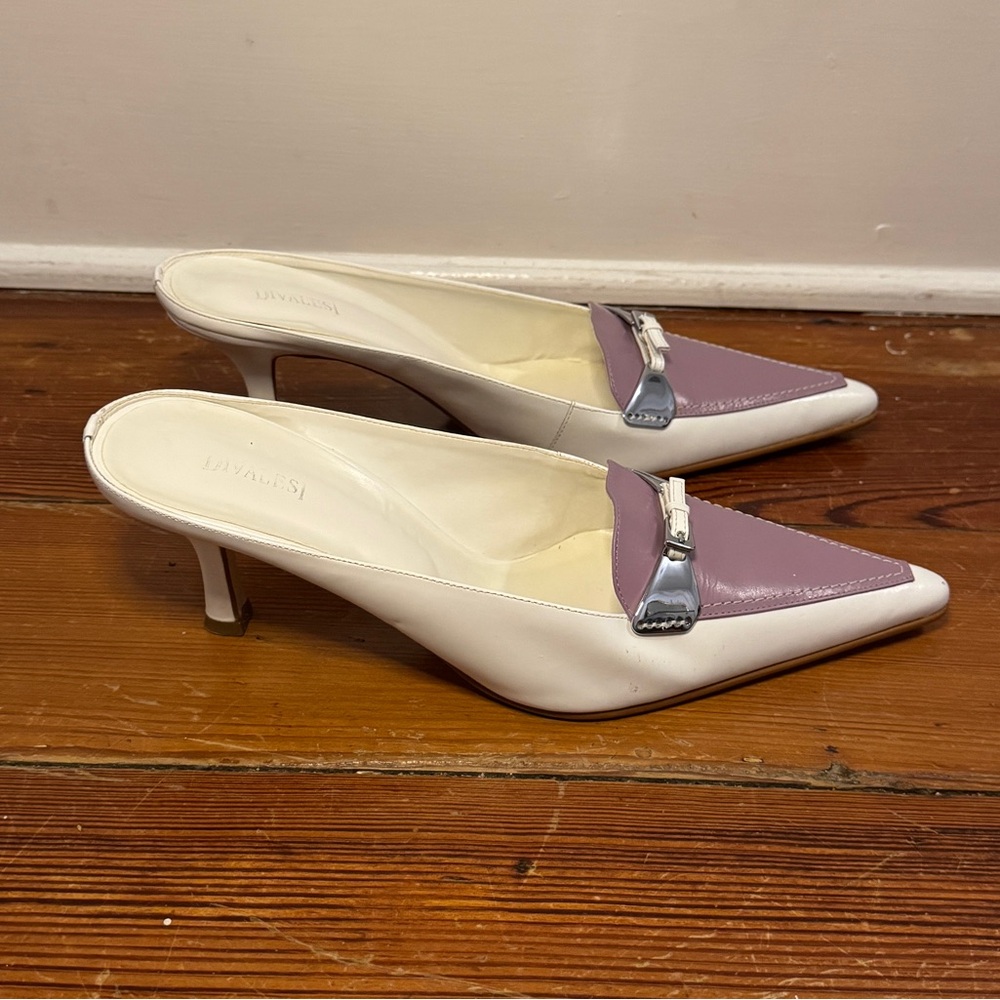 White and Lilac Pointed-Toe Mule Heels with Silver Accent - Picture 3 of 9